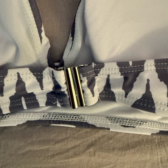 Modlily Gray and White Patterned Bikini Set - Picture 8 of 9